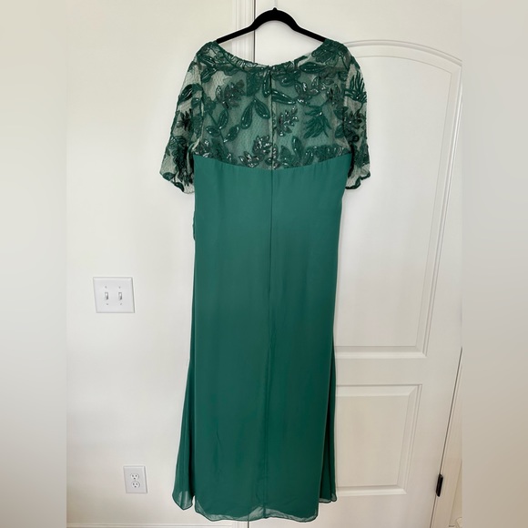 Sheath/Column scoop neck floor length Chiffon Hunter Green - Picture 7 of 14